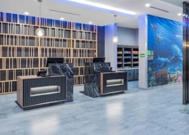 La Quinta Inn & Suites by Wyndham Galveston North at I-45 3