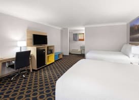Days Inn by Wyndham Wauseon 4