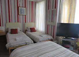 Oakwell Guest House 3
