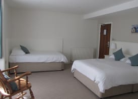 Ommaroo Hotel 4
