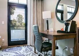 Hotel Siri Downtown - Paso Robles 5