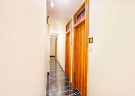 Hotel Emirates Suite 2