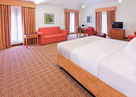 Super 8 San Antonio Near SeaWorld Ingram Park 2
