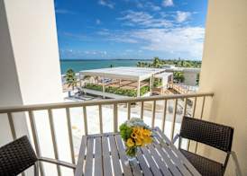 Courtyard by Marriott Isla Verde Beach Resort 4