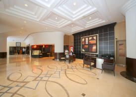 Ramada Plaza by Wyndham Dubai Deira 2