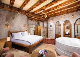 Magna Aurum Cave Hotel 4