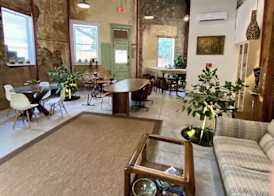 Warner Hotel 2