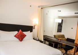 Stain Loft & Suites 3