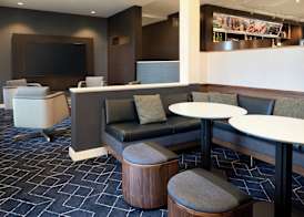 Courtyard by Marriott Bakersfield 4