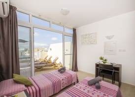 Summer Breeze 3 Bedroom Family Maisonette with sunny terrace in Mellieha - by Getawaysmalta 4