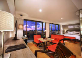 Harper Kuta Hotel by ASTON 4