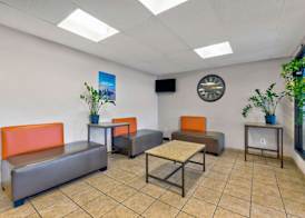Motel 6 Oak Creek, WI 3
