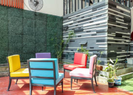 OYO 412 7 Days Hotel 4