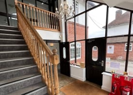 The Pheasant Bar & Restaurant Hotel 2
