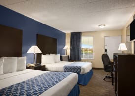 Days Inn & Suites by Wyndham Cherry Hill - Philadelphia 5