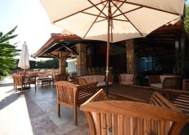 Antas Deluxe Apartments 4