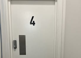 Modern 1 bed studios for comfy stay in Preston 3