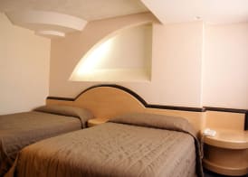 Portonovo Hotel & Suites 5