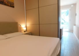 Holidays Residence 3