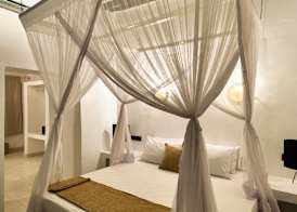 Emerald Palm Courtyard Hotel 4