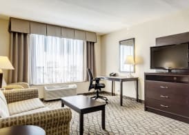 Holiday Inn ST. LOUIS ARPT WEST-EARTH CITY by IHG 4