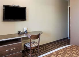 Microtel Inn & Suites by Wyndham Wheeler Ridge 5