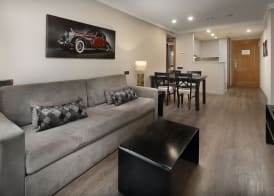 Apartaments-Hotel Hispanos 7 Suiza 4