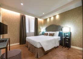Acca Hotel 5