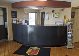Super 8 by Wyndham Shelbyville 4