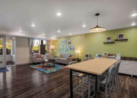 WoodSpring Suites Milwaukee - Menomonee Falls 5