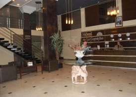 Hotel De La Corniche 5