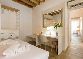 Truly Verona 5