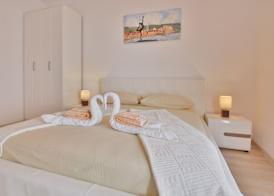 Guesthouse Apartments Čenić 5