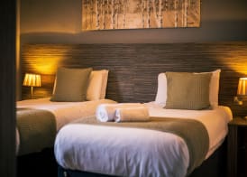 Three Horseshoes Inn 2