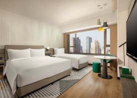 Holiday Inn Shanghai Nanjing Road by IHG 3