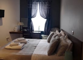 Barley Sheaf, Old Bridge Street EN SUITE ROOMS, ROOM ONLY 2