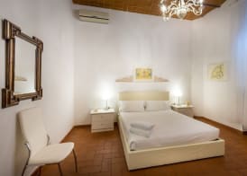 Pignone Apartment by Mmega 4