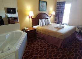 American Inn Evansville East 3