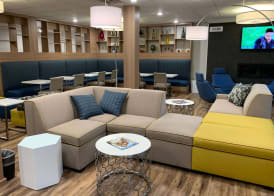 Microtel Inn & Suites by Wyndham Woodland Park 3