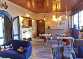 Artisti Sustinea Rooms 3