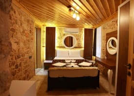 Bacchus Pension 5