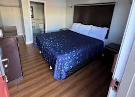 La Cienega Inn Motel 3