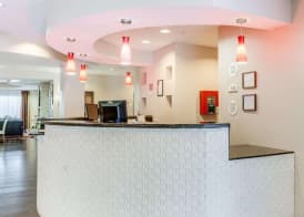 Comfort Suites Mandeville - Covington 4