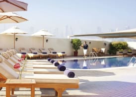 Mövenpick Hotel & Apartments Bur Dubai 5