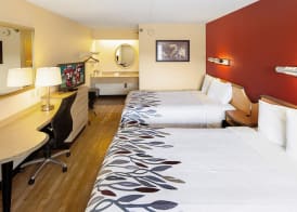 Red Roof Inn Utica 3