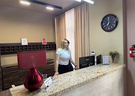 Yerevan Deluxe Hotel 5