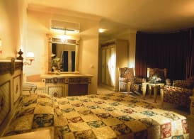 Fun Hill Resort Hotel 5