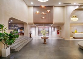 Cicilia Hotels & Spa Danang 2