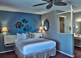Lovers Point Inn 3