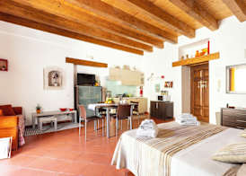 Salomone Ortigia Apts by Wonderful Italy 3